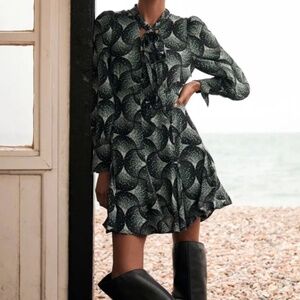 NWT Mint Velvet Green Geo Print Mini Dress size 12